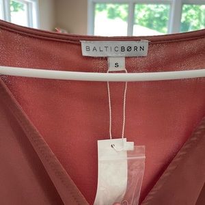 Mauve size small long sleeve maxi
